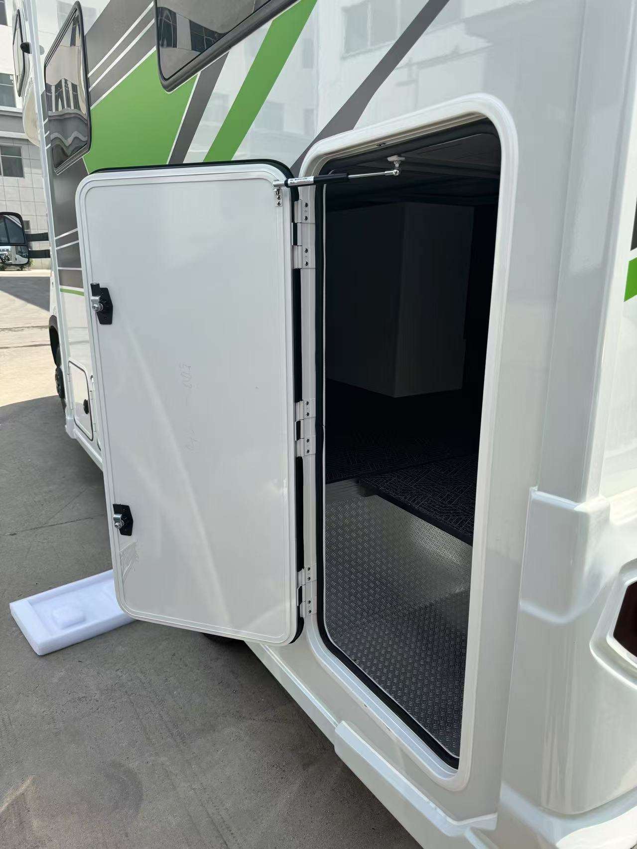 Portello di Accesso in Allumin - Luggage recensione e prezzo
